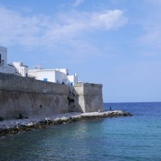 The walls of Monopoli