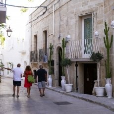 The streets of Monopoli 05