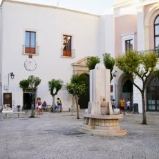 The streets of Monopoli 10