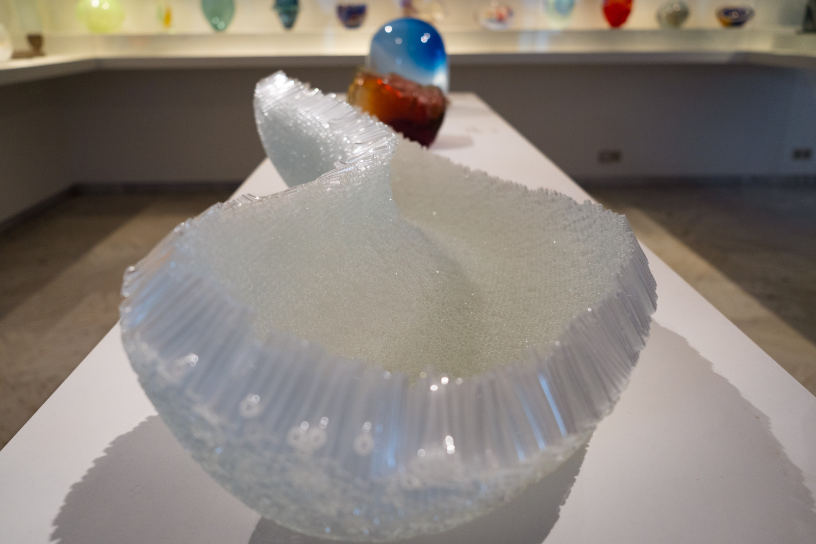 Textured white glass bowl from the glass collection at Museum JAN