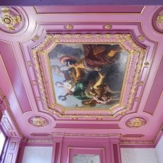 Canal houses interior 13