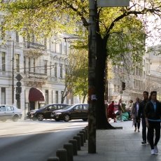 Lights and shadows on the streets 02