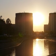 Sunset over Dâmbovița River 02