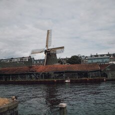 Cloudy day in Amsterdam West 17