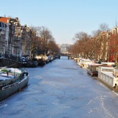 Frozen Canals Amsterdam 18