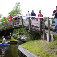 Giethoorn - the tourists 03
