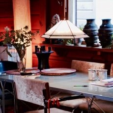 Houseboat interior 03