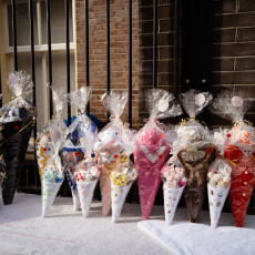 Hand-made objects at the IN DE KOST market