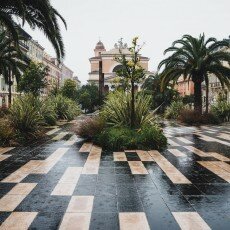 Rainy day in Nice 17