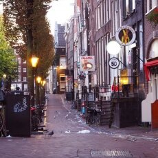 Early morning in the Red Light District 02