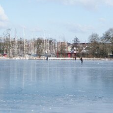 Skating on natural ice in Hoorn 09