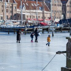 Skating on natural ice in Hoorn 27