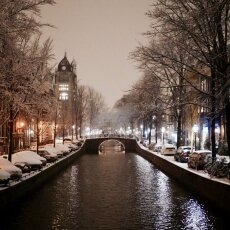 Snowy night in Amsterdam 15