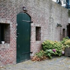 Utrecht entrances 01