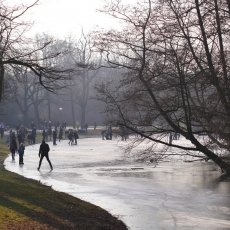 Frozen lakes Vondelpark 13