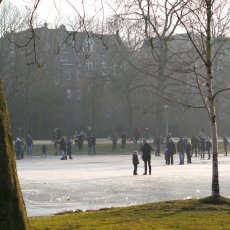 Frozen lakes Vondelpark 27