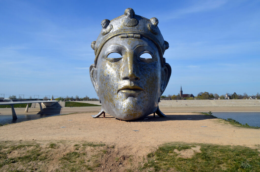 The Face of Nijmegen sculpture 