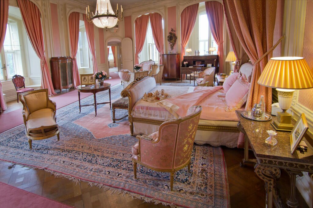 Kasteel de Haar Utrecht bedroom