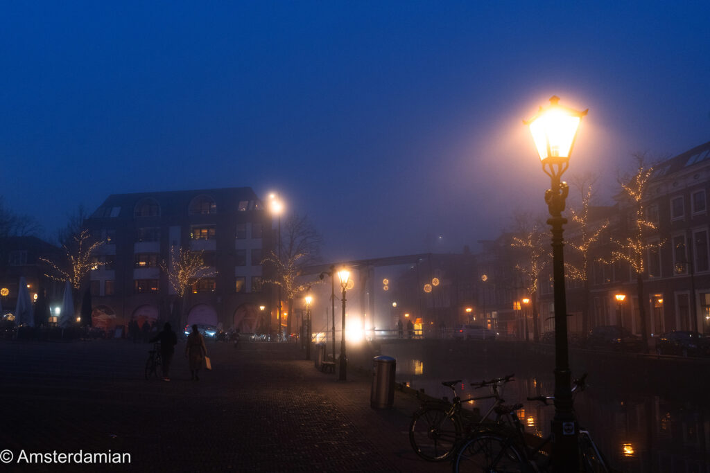Foggy winter night Alkmaar 04