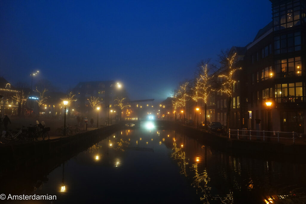 Foggy winter night Alkmaar 02