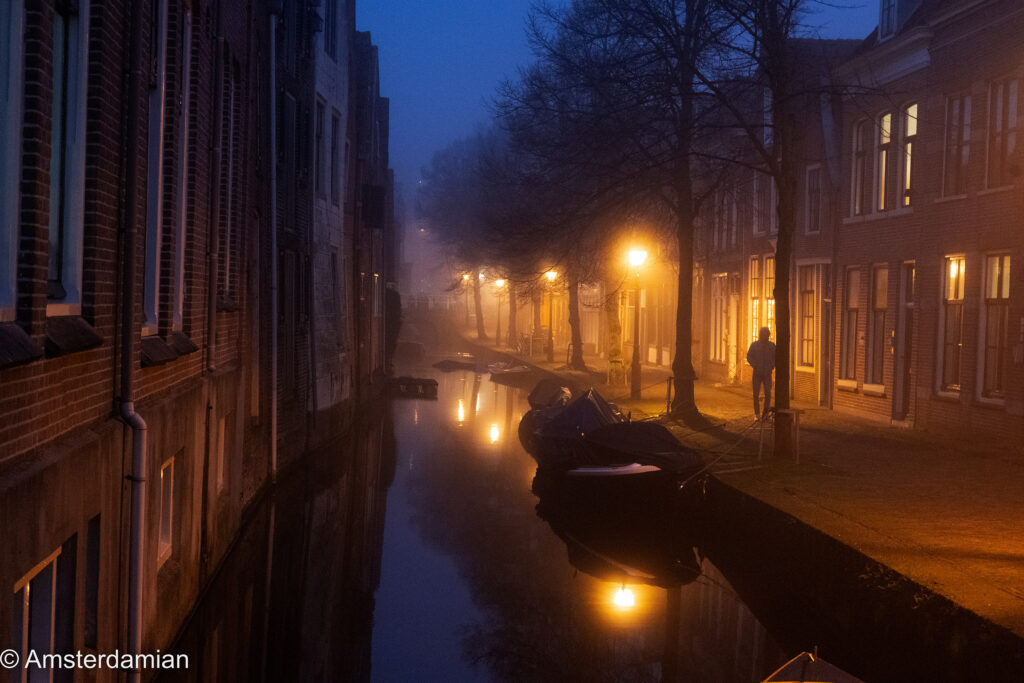 Foggy winter night Alkmaar 06
