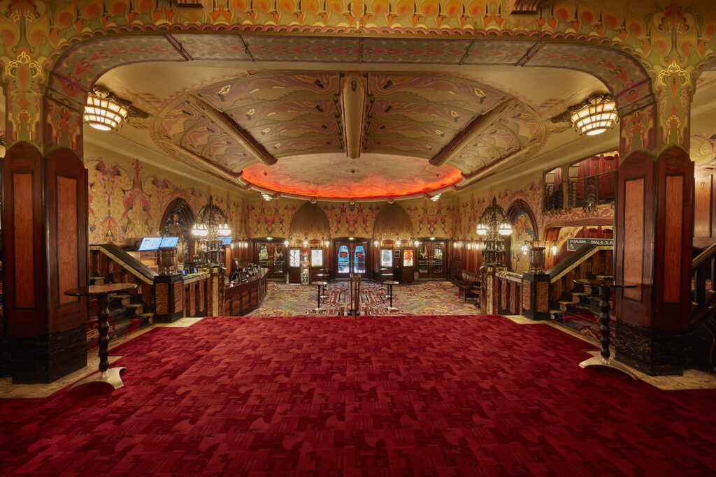 Pathe Tuschinski Foyer