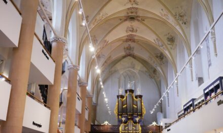 Bookstore in a 15th Century Cathedral: Waanders In de Broeren