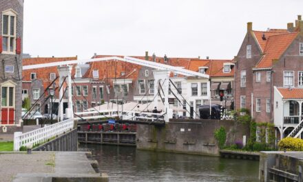 Lovely harbour town: Enkhuizen