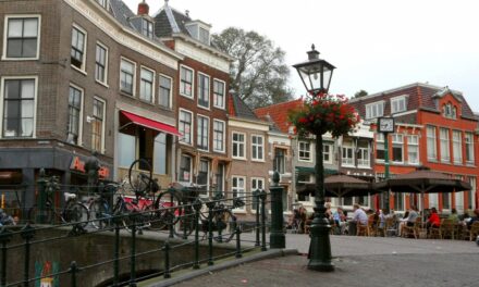 Visiting the country: Leiden