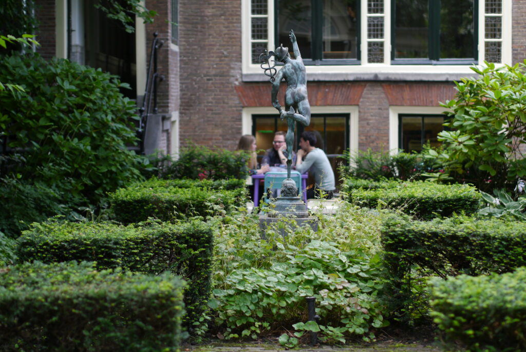 Huis Marseille garden