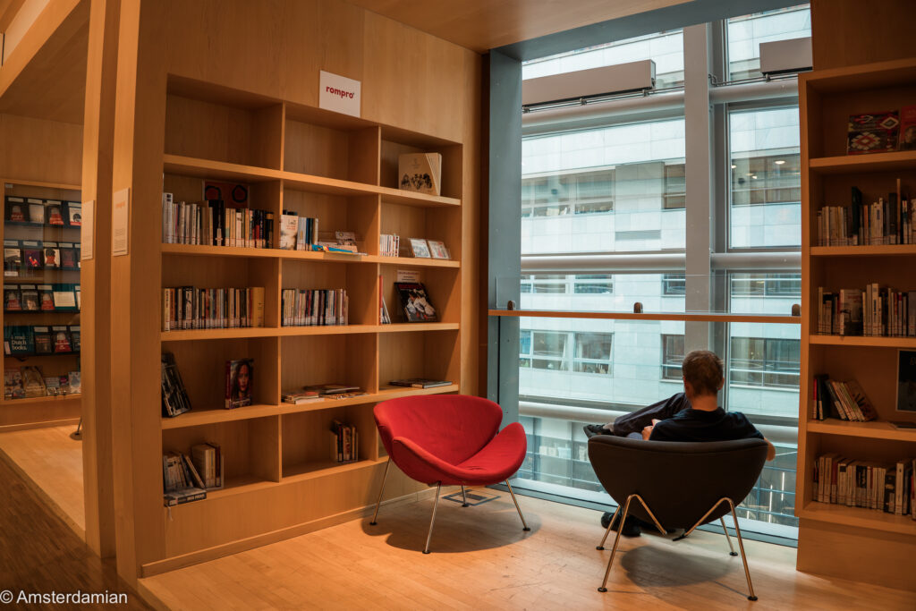 The Romanian section at OBA