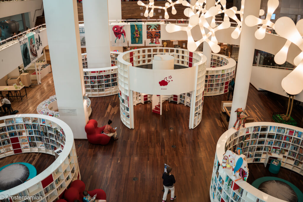 The kids floor at OBA Oosterdok