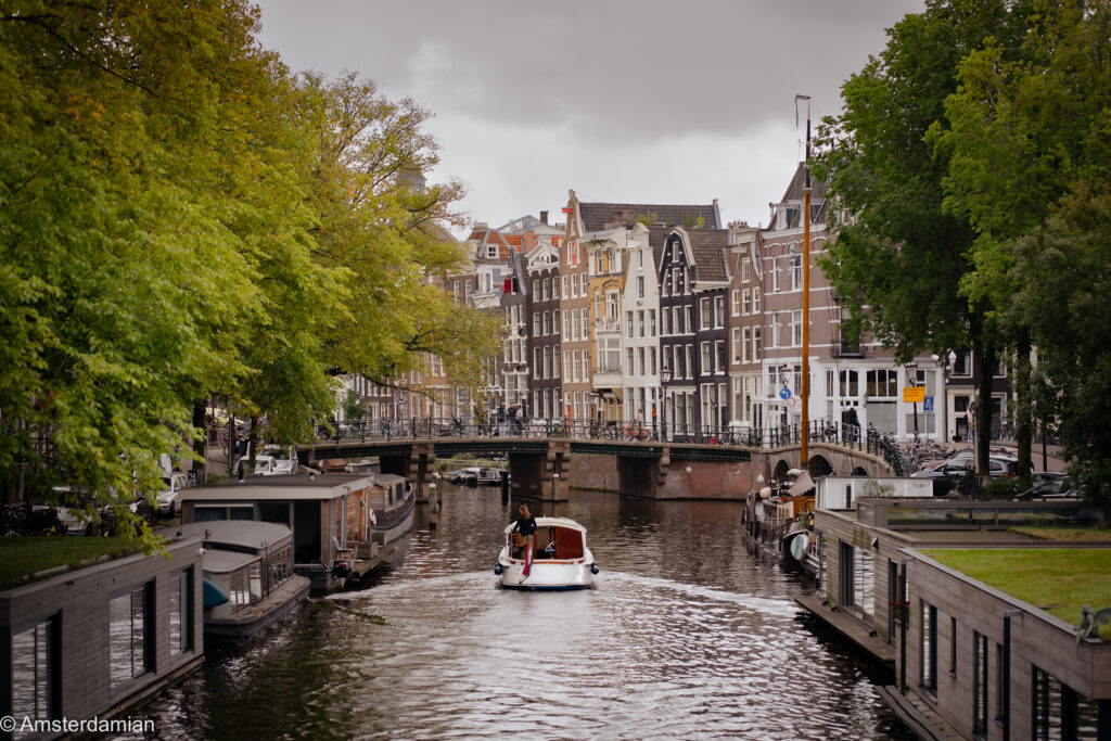 Boat ride in Amsterdam on Brouwersgracht