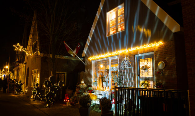Midwinterfeest in Graft-De Rijp: A Victorian Christmas Village Near Amsterdam