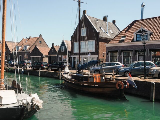 Hidden Gems in the Netherlands: the Charming Town of Monnickendam